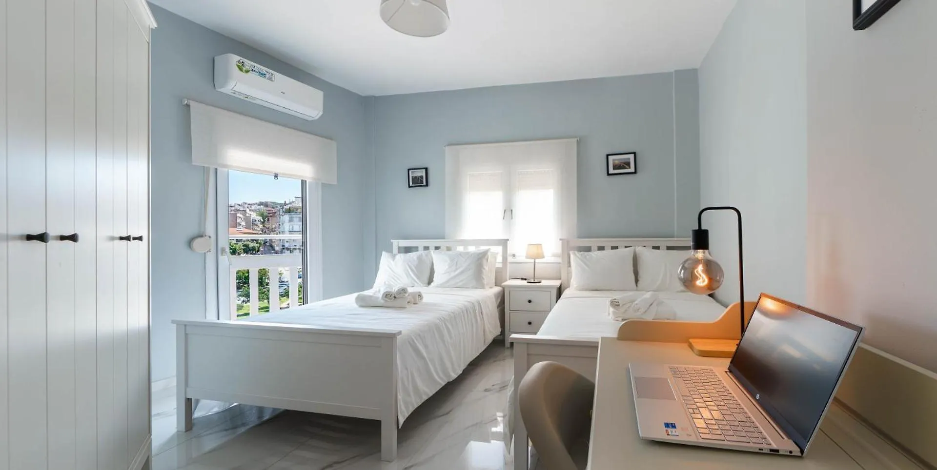 White Luxury Apartment Thessaloniki